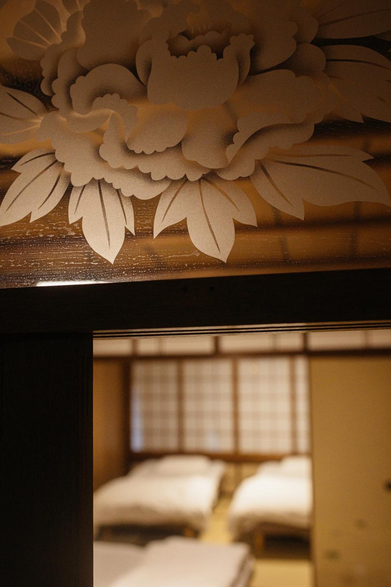 Namba Central Traditional Japanese House Osaka Exterior photo