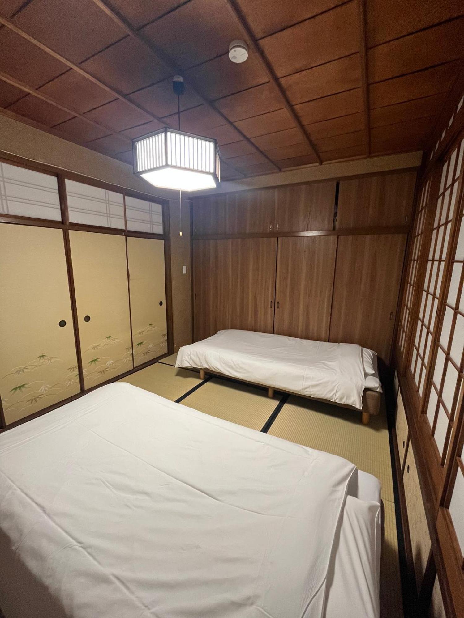 Namba Central Traditional Japanese House Osaka Exterior photo