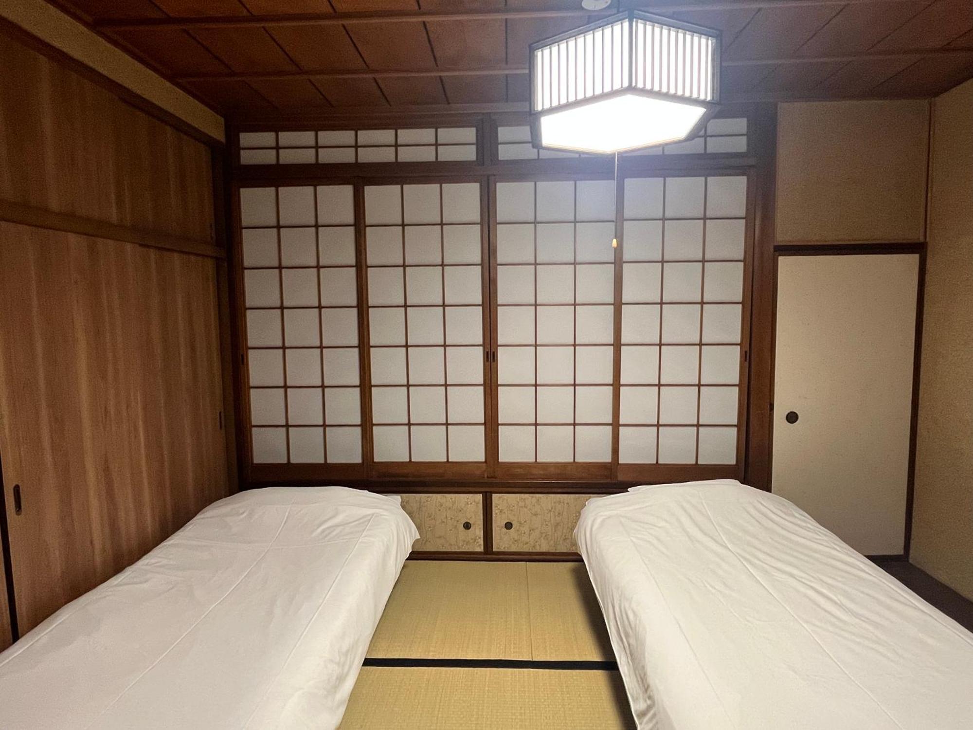 Namba Central Traditional Japanese House Osaka Exterior photo